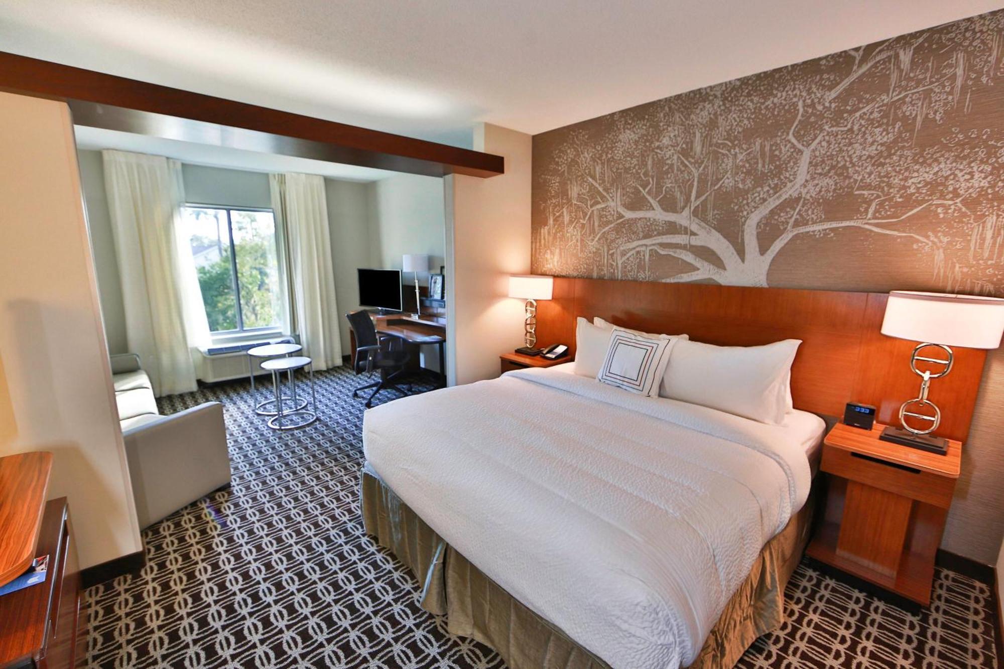 Fairfield Inn & Suites By Marriott Savannah Midtown Extérieur photo