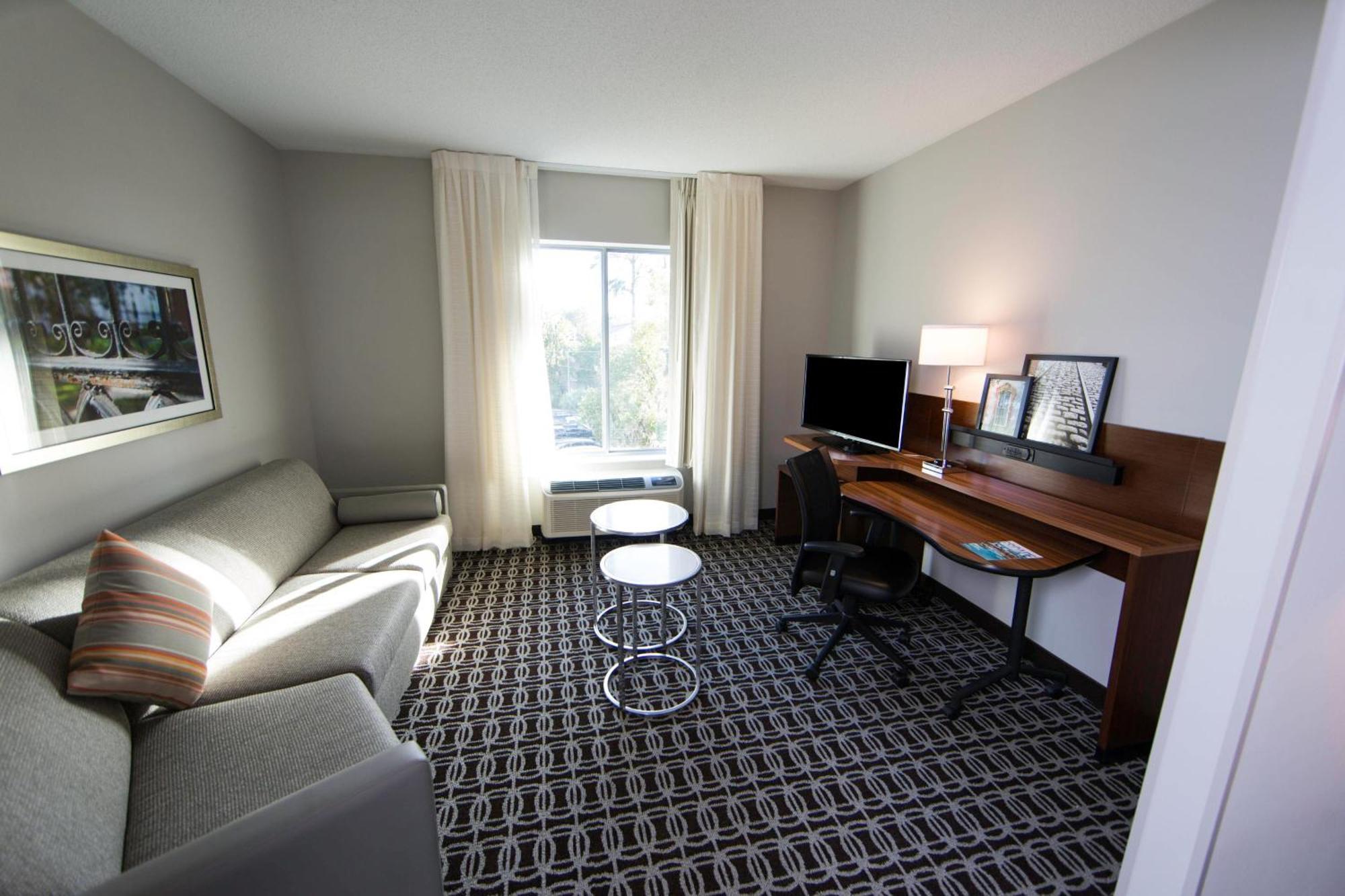 Fairfield Inn & Suites By Marriott Savannah Midtown Extérieur photo