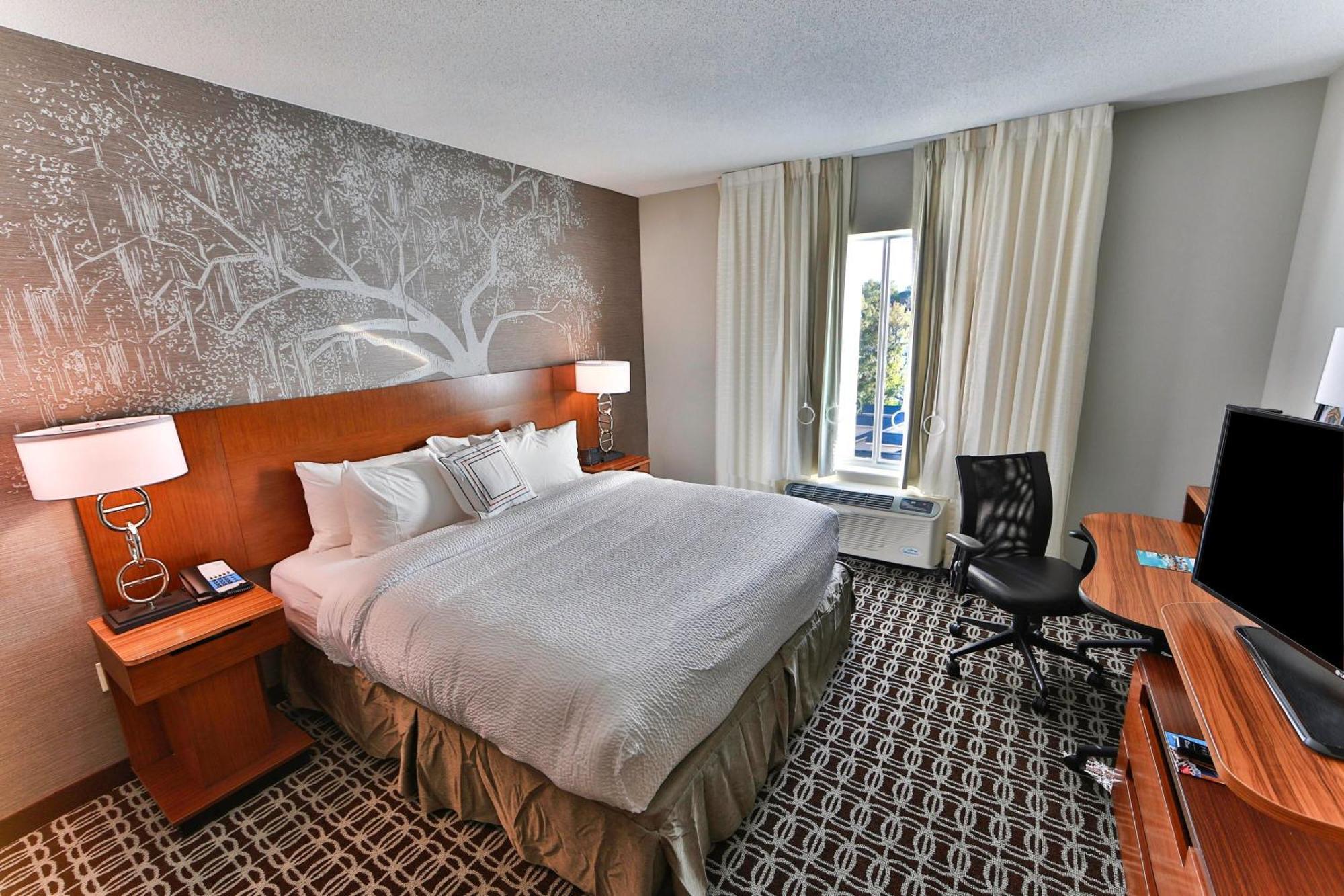 Fairfield Inn & Suites By Marriott Savannah Midtown Extérieur photo